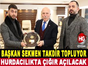 BAŞKAN SEKMEN TAKDİR TOPLUYOR