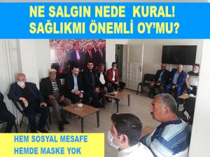 İYİ PARTİDE SOSYAL MESAFE VE MASKE SKANDALI